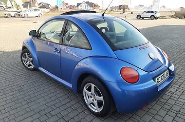 Седан Volkswagen Beetle 2000 в Луцке