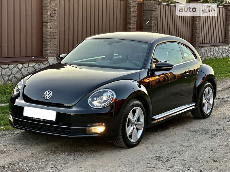Хэтчбек Volkswagen Beetle 2015 в 