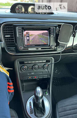 Хэтчбек Volkswagen Beetle 2015 в 