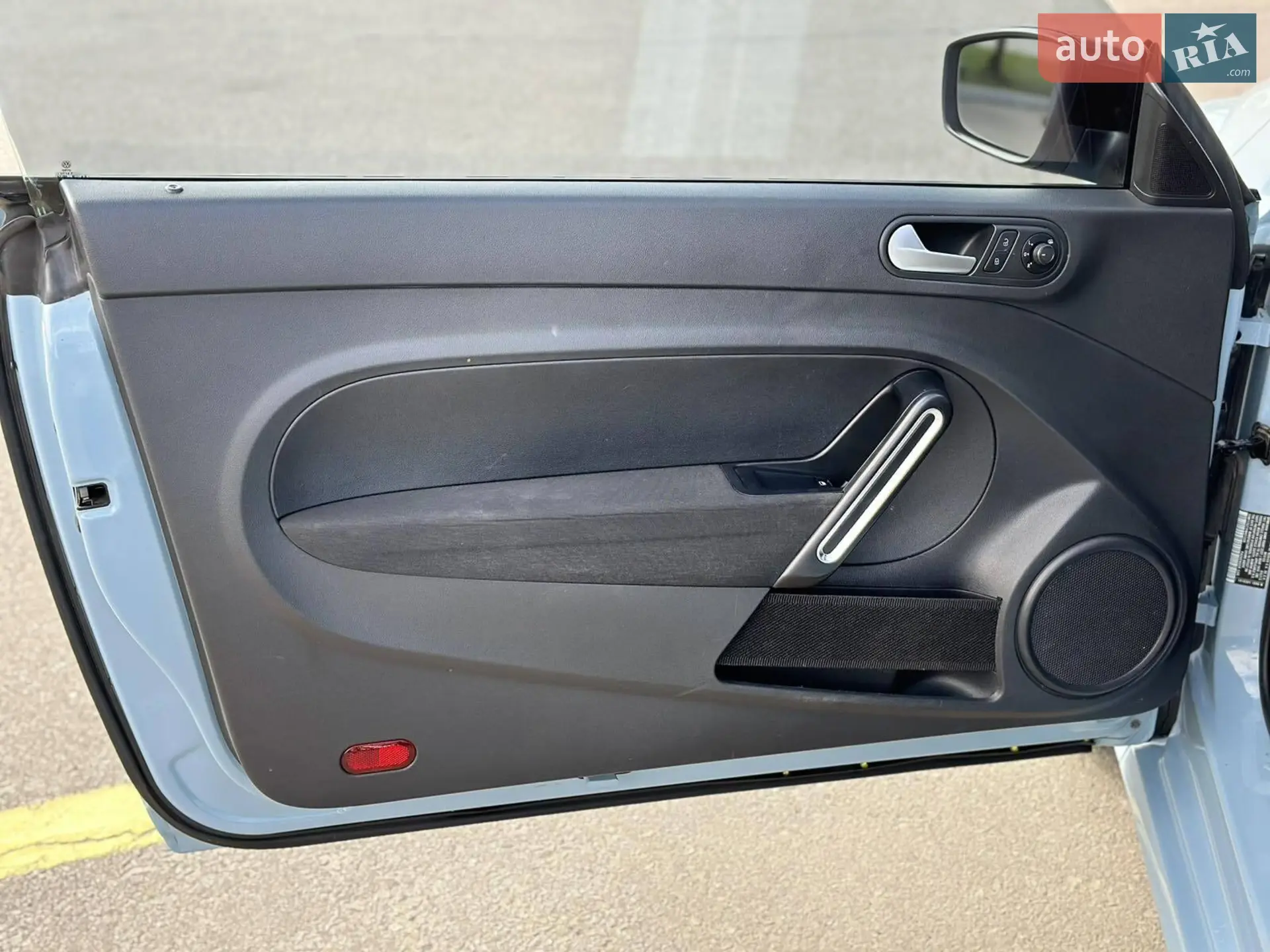 2015 Volkswagen Beetle - мініатюра 14