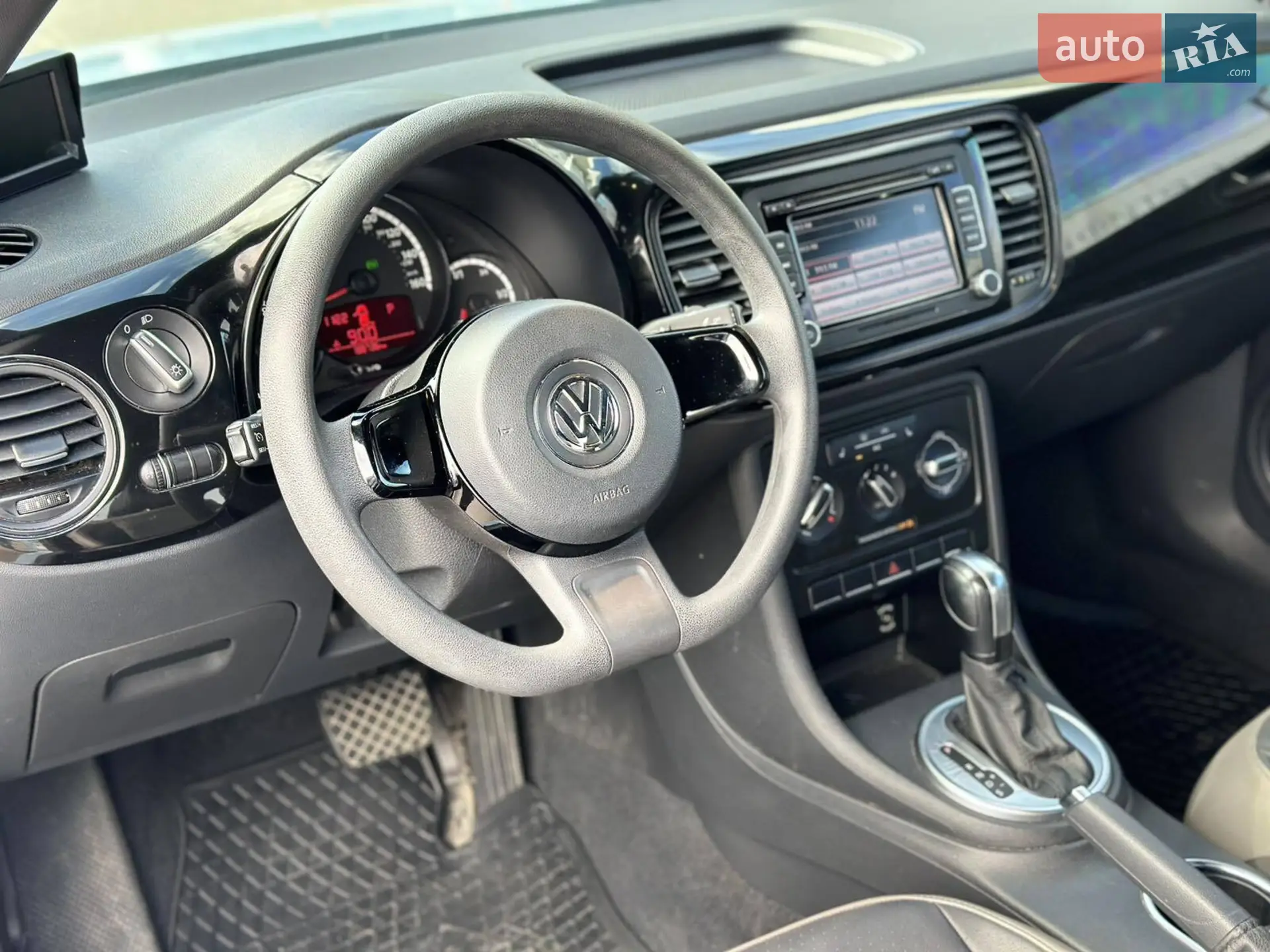 2015 Volkswagen Beetle - мініатюра 17