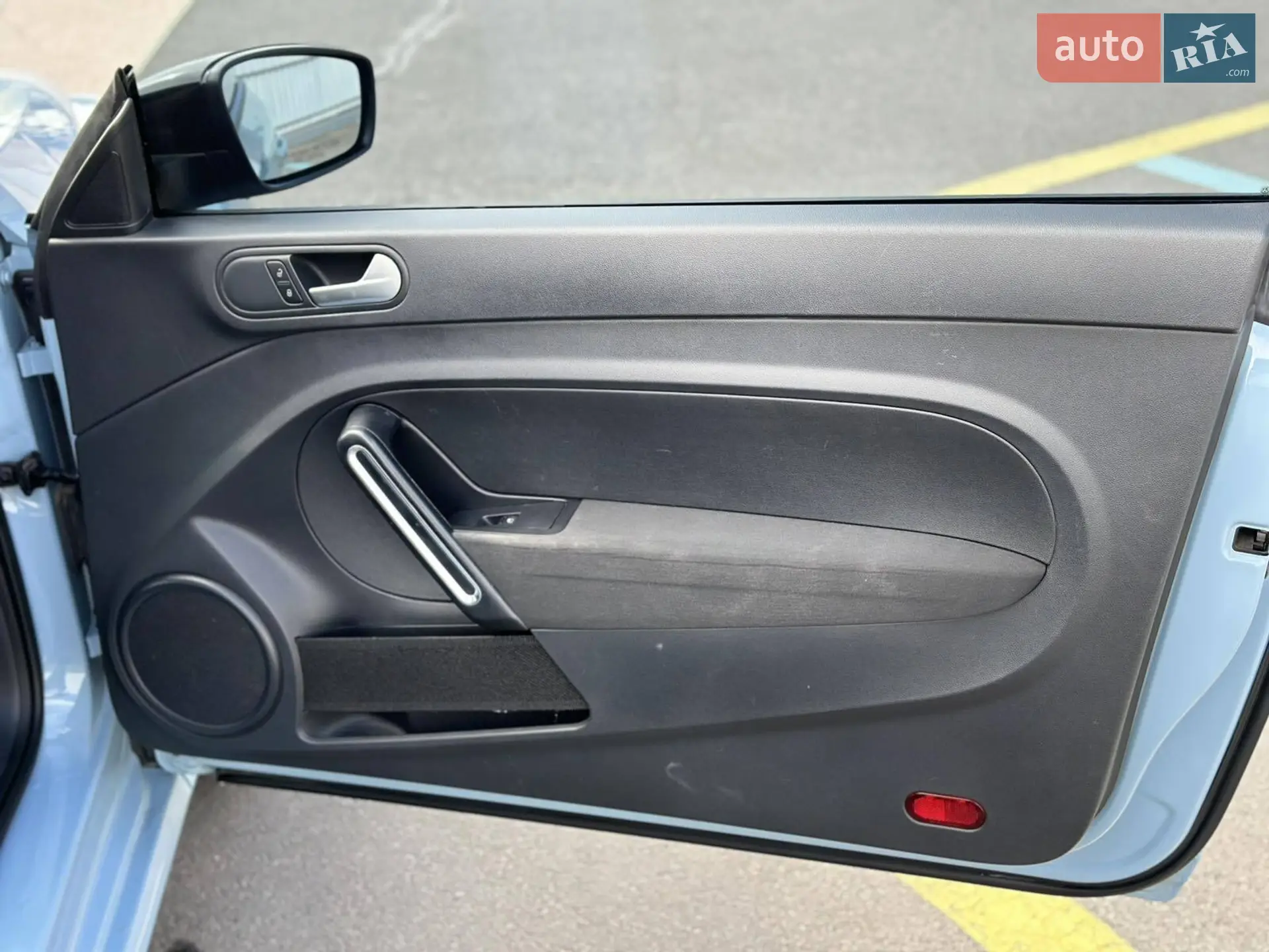 2015 Volkswagen Beetle - мініатюра 21