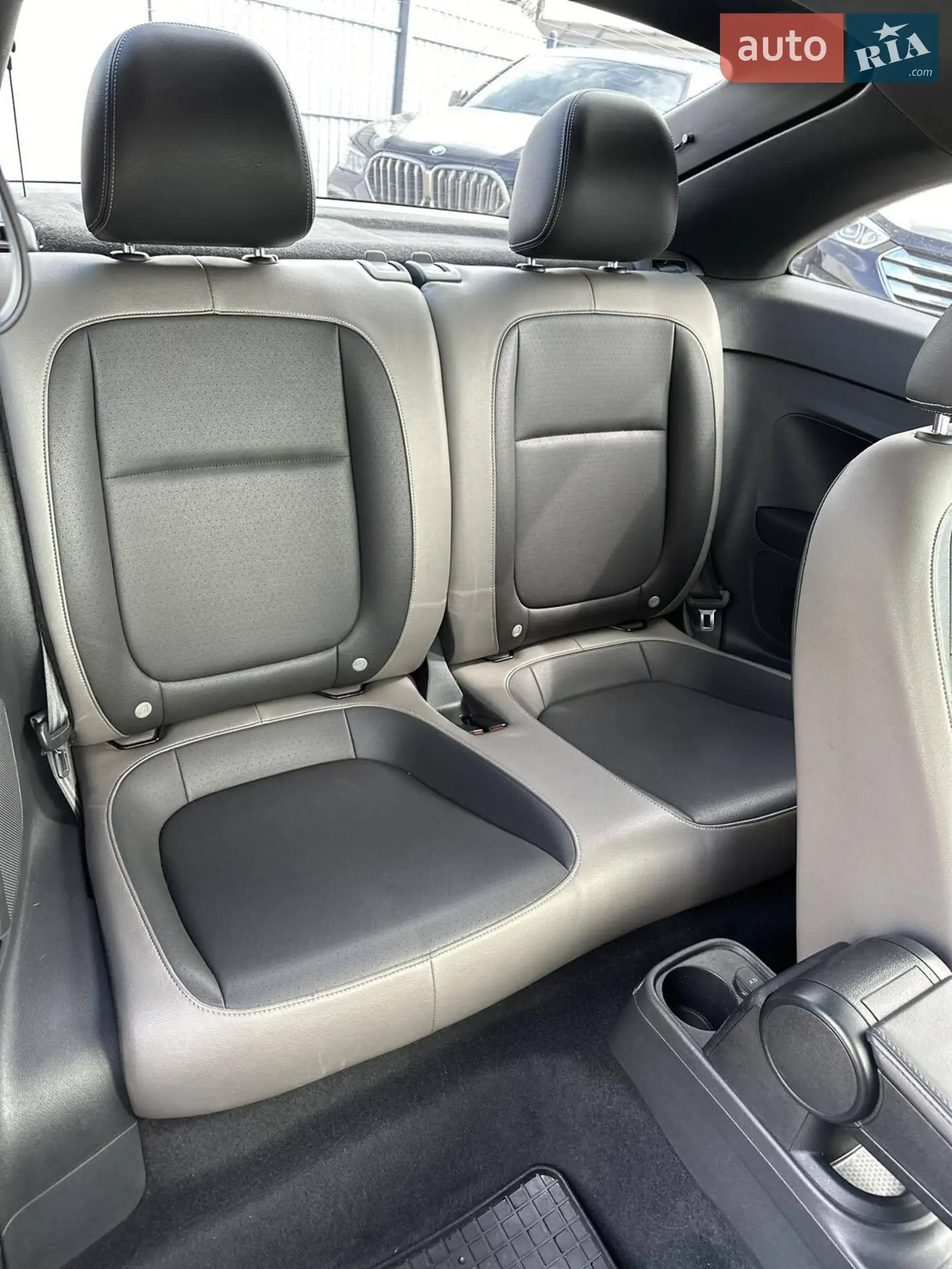 2015 Volkswagen Beetle - мініатюра 26