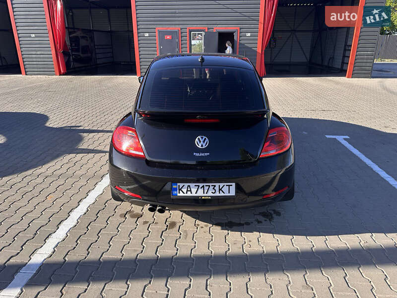 Хетчбек Volkswagen Beetle 2015 в Києві