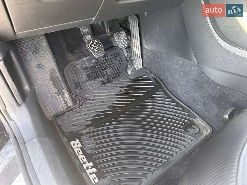 Хетчбек Volkswagen Beetle 2015 в Києві