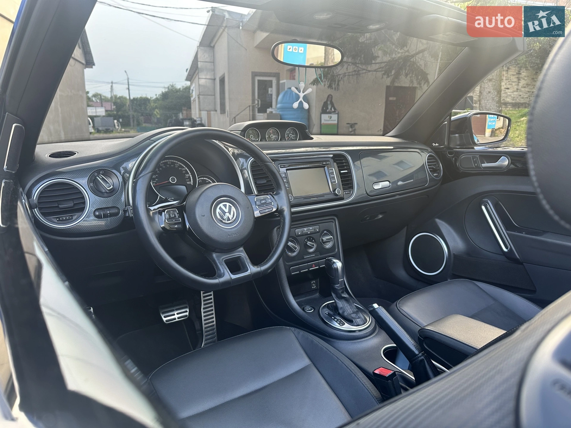 2013 Volkswagen Beetle - мініатюра 25