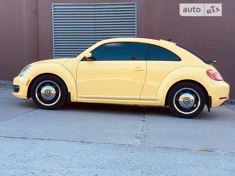 Хетчбек Volkswagen Beetle 2012 в Львові