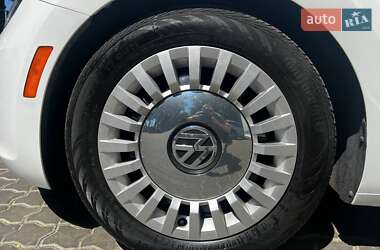 Хетчбек Volkswagen Beetle 2014 в 