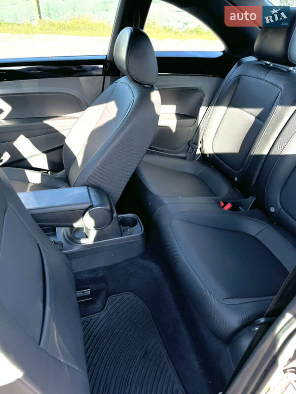 Хэтчбек Volkswagen Beetle 2015 в Ивано-Франковске