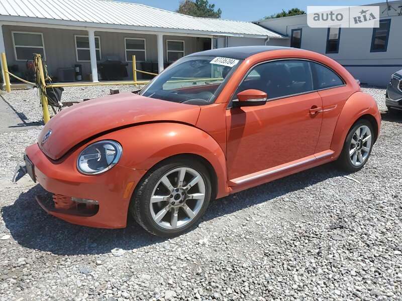 Хэтчбек Volkswagen Beetle 2016 в Киеве