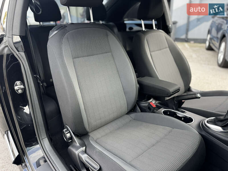 Хетчбек Volkswagen Beetle 2012 в Житомирі