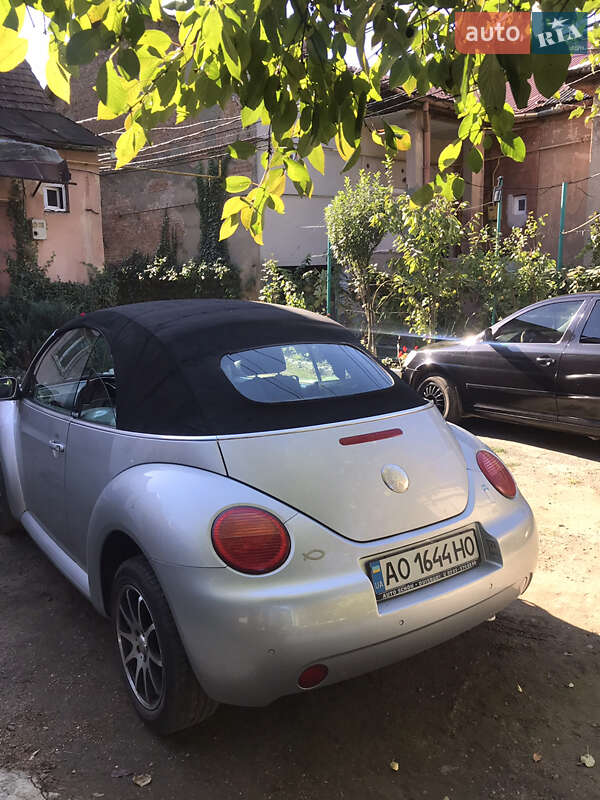 Volkswagen Beetle 2005