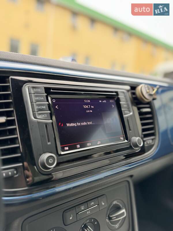 Хэтчбек Volkswagen Beetle 2016 в Львове