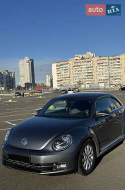 Хэтчбек Volkswagen Beetle 2015 в Киеве