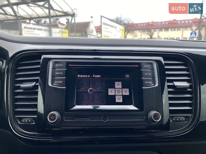 Хэтчбек Volkswagen Beetle 2018 в Черновцах