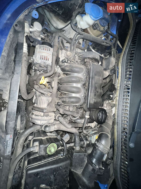 Хетчбек Volkswagen Beetle 2001 в Кропивницькому