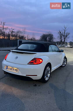 Кабриолет Volkswagen Beetle 2012 в 