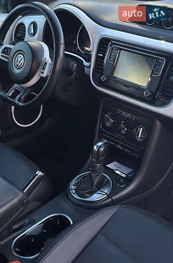 Кабриолет Volkswagen Beetle 2012 в 