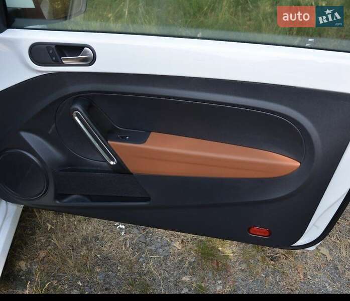 Хетчбек Volkswagen Beetle 2017 в Києві фото 11 Хетчбек Volkswagen Beetle 2017 в Києві