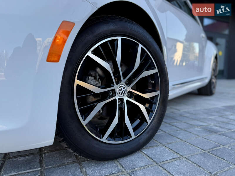 Хетчбек Volkswagen Beetle 2014 в Львові