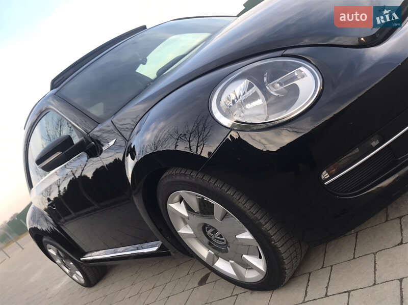 Хэтчбек Volkswagen Beetle 2012 в Львове