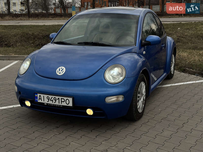 Хэтчбек Volkswagen Beetle 2001 в Киеве