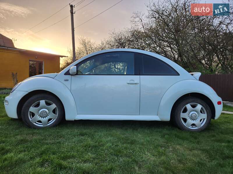 Хэтчбек Volkswagen Beetle 2000 в Тернополе