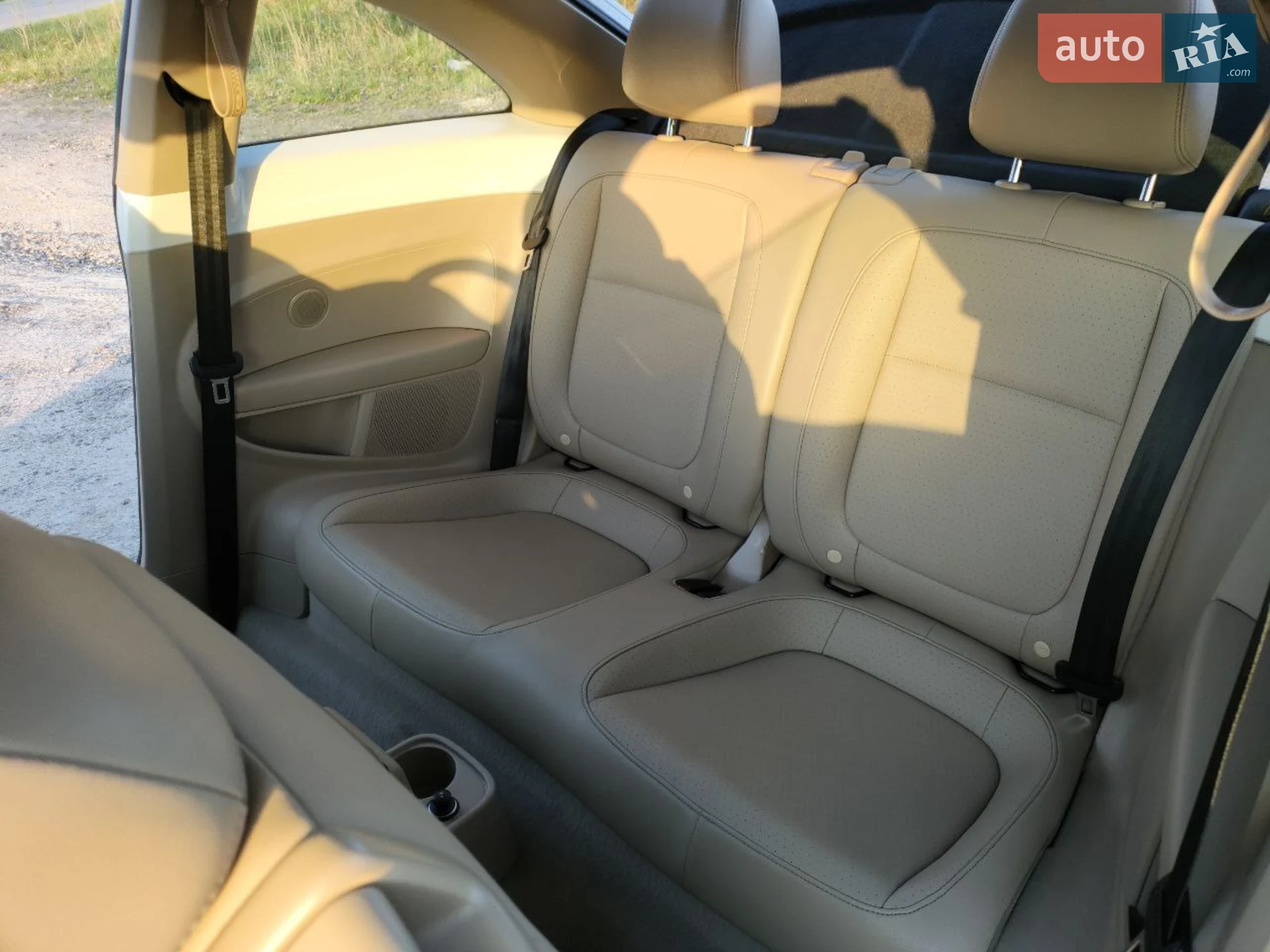 2015 Volkswagen Beetle - мініатюра 14