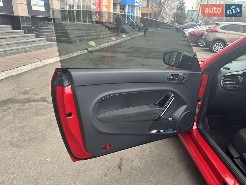 Хетчбек Volkswagen Beetle 2014 в Києві