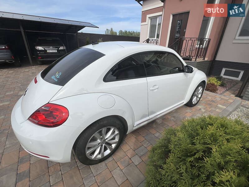 Хетчбек Volkswagen Beetle 2015 в Києві