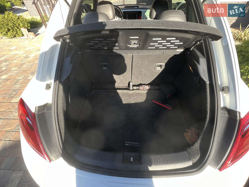 Хетчбек Volkswagen Beetle 2015 в Києві