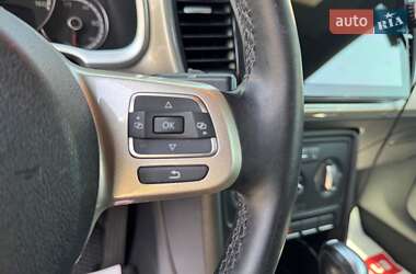 Хэтчбек Volkswagen Beetle 2014 в 