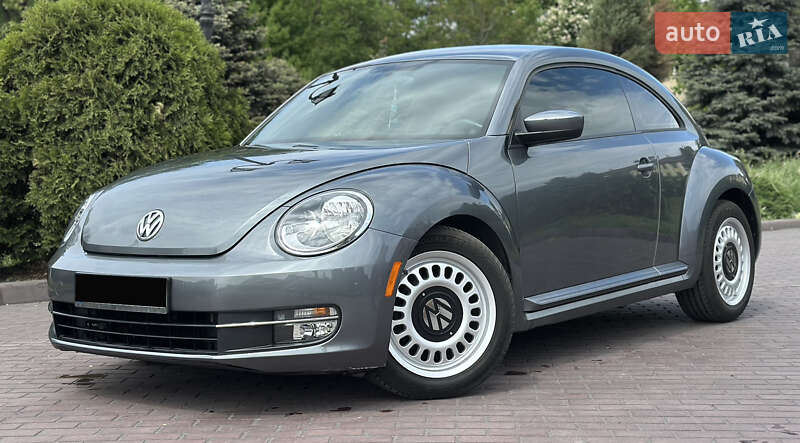 Хэтчбек Volkswagen Beetle 2014 в Днепре