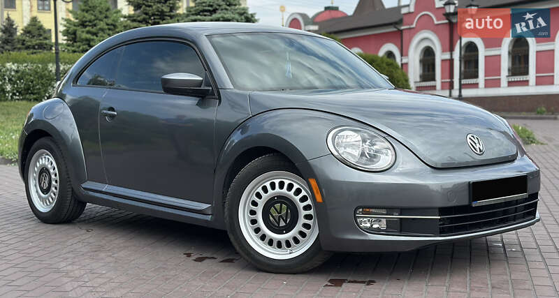 Хэтчбек Volkswagen Beetle 2014 в Днепре