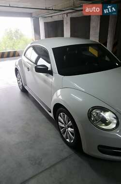 Хэтчбек Volkswagen Beetle 2015 в 