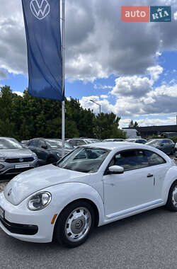 Хэтчбек Volkswagen Beetle 2015 в 