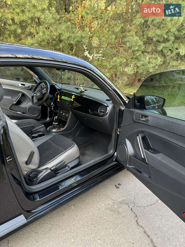 Хэтчбек Volkswagen Beetle 2014 в Львове