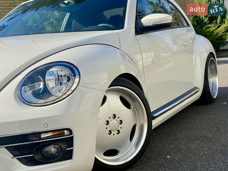 Хэтчбек Volkswagen Beetle 2013 в Киеве