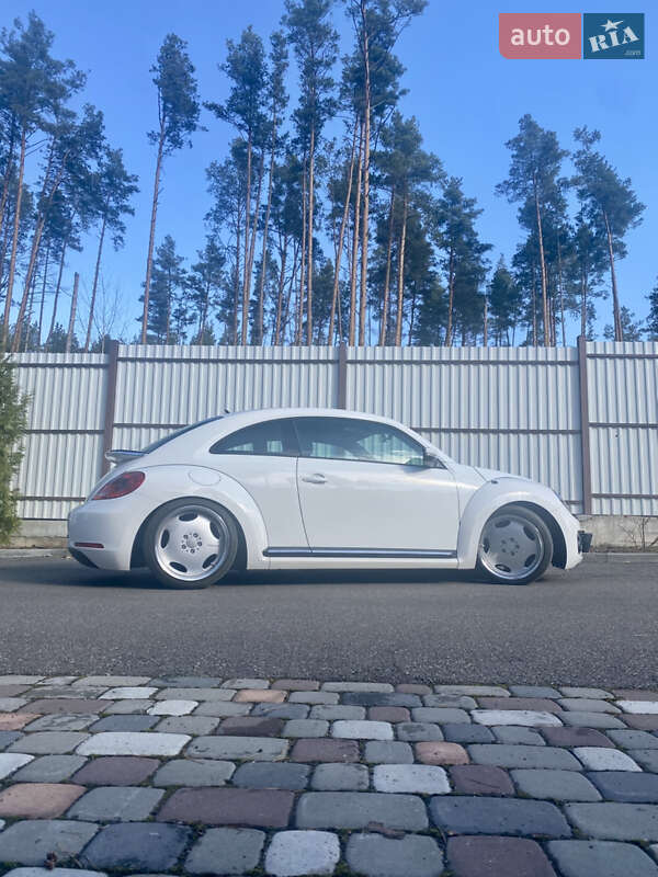 Хэтчбек Volkswagen Beetle 2013 в Киеве