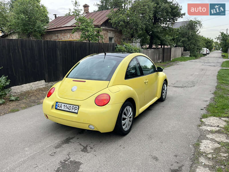 Хэтчбек Volkswagen Beetle 2002 в Киеве