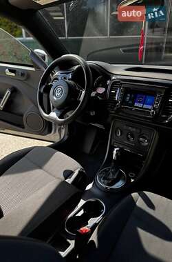 Хетчбек Volkswagen Beetle 2012 в 