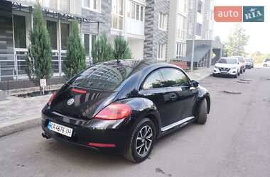 Хэтчбек Volkswagen Beetle 2012 в 