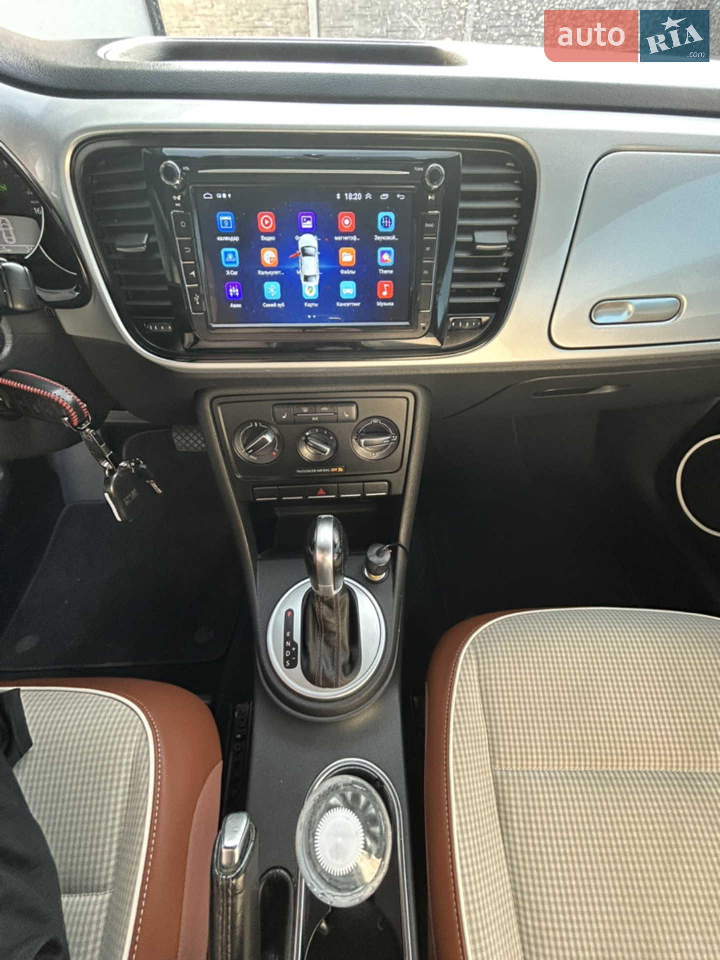 2015 Volkswagen Beetle - мініатюра 15