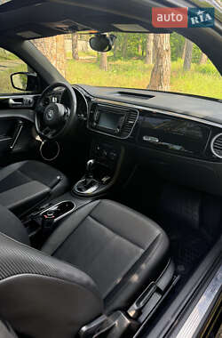 Хетчбек Volkswagen Beetle 2012 в 