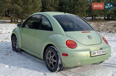 Хэтчбек Volkswagen Beetle 2000 в Ровно