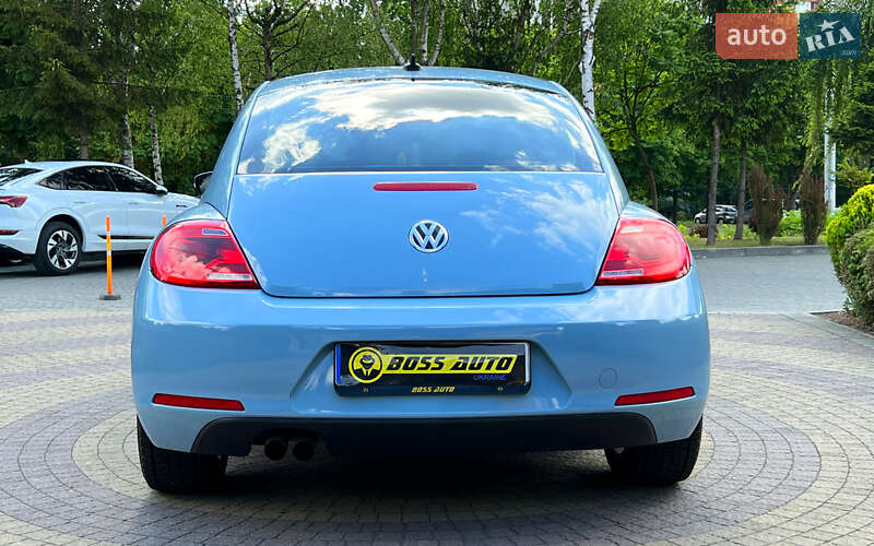 Хэтчбек Volkswagen Beetle 2015 в Львове