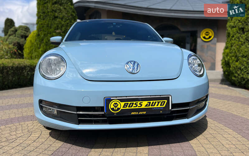 Хэтчбек Volkswagen Beetle 2015 в Львове