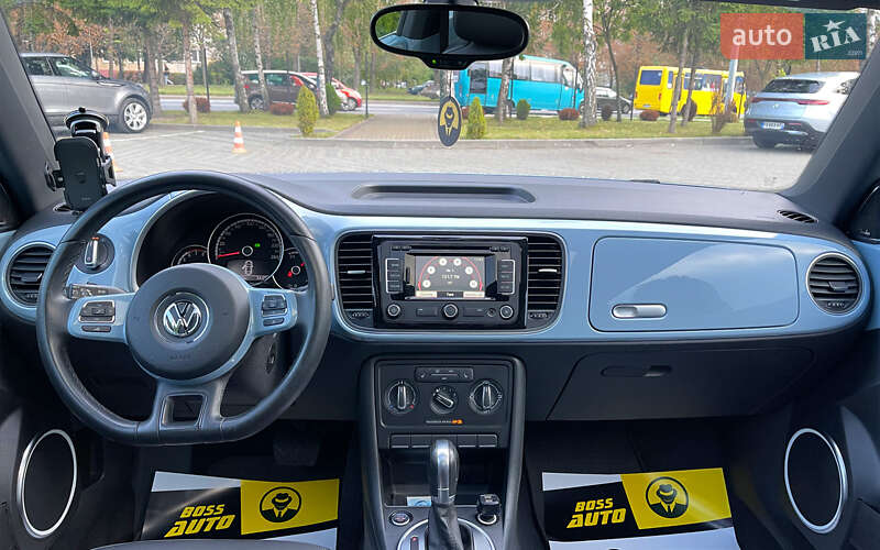 Хэтчбек Volkswagen Beetle 2015 в Львове