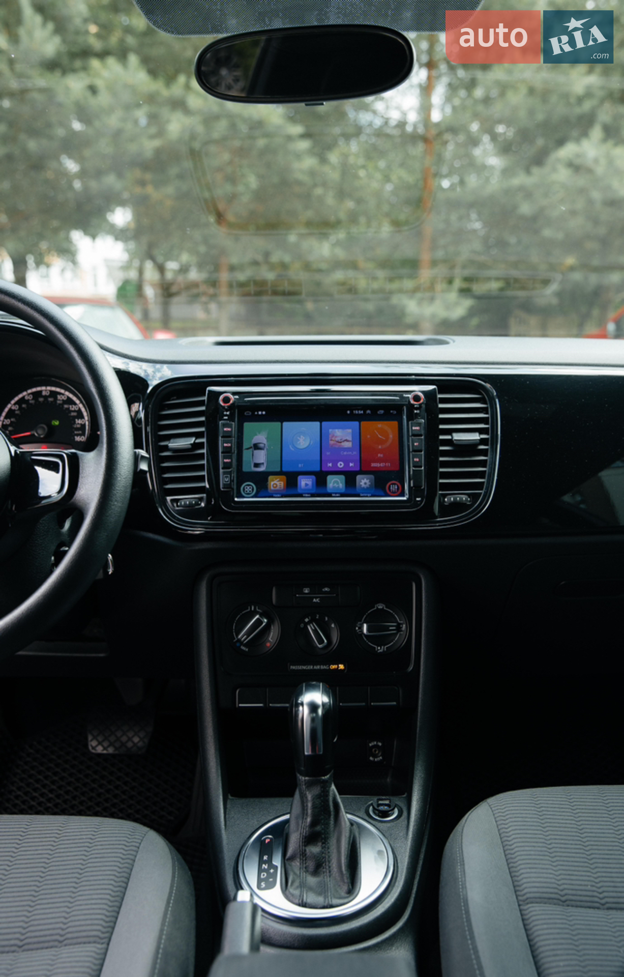2014 Volkswagen Beetle - мініатюра 23