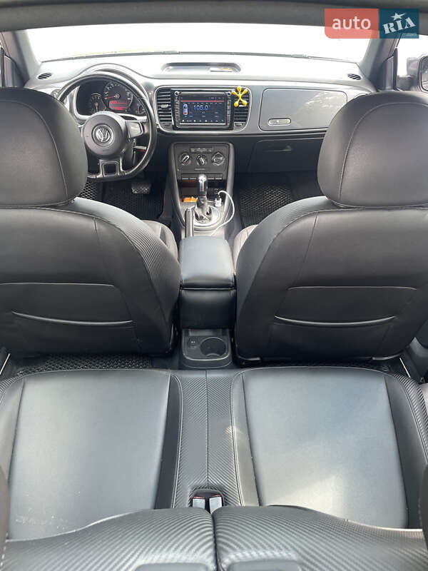 Хэтчбек Volkswagen Beetle 2011 в Киеве